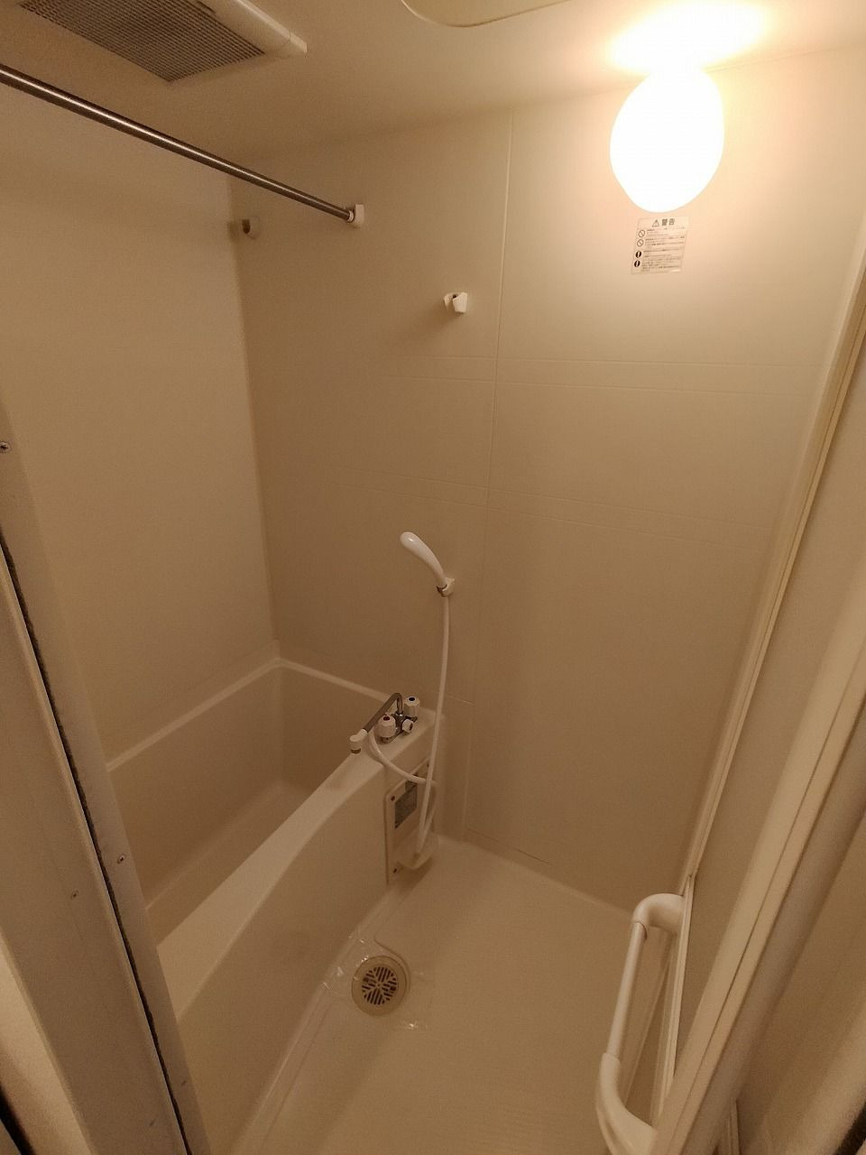 キャッスル綱場の浴室