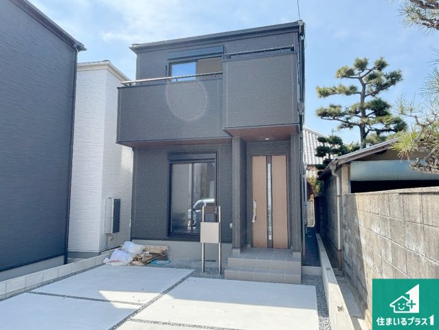 1日(土)2日(日)現地見学可能！　茨木市島　全4邸の外観|お客様に長く安心して住んでいだだける事にこだわった家づくり！住んでからのアフターサービスにもしっかりと取り組んでいます！