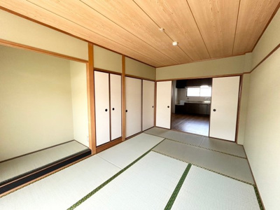 【和室】 | 北川ハイツ | 畳の上でゆっくりとくつろげる和室です