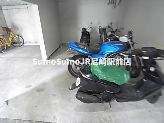 コージ・コート・クイセのその他共用部分|おしゃれな外観です