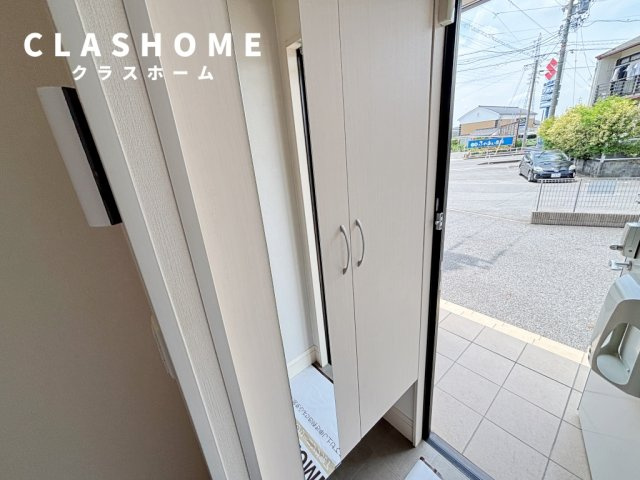 エムグランデ　A棟　　刈谷市近郊の賃貸はクラスホームの玄関|同物件の別部屋になります。