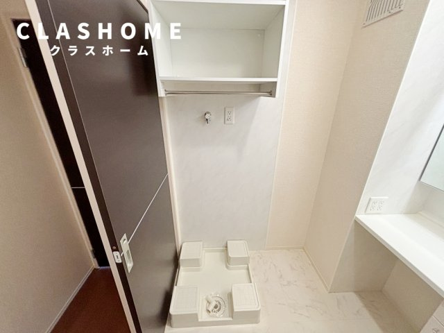 エムグランデ　A棟　　刈谷市近郊の賃貸はクラスホームの玄関|同物件の別部屋になります。