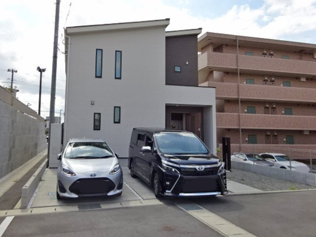 【駐車場】 | 裾野市二ツ屋 中古住宅 EH05903 | 裾野市二ツ屋　駐車スペース
