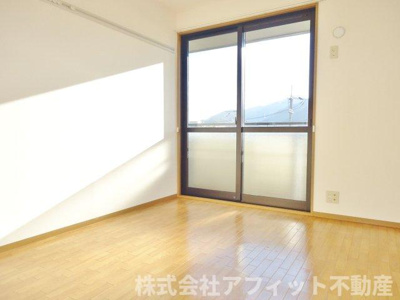 【寝室】 | ハイカムール川口 | 洋室6帖