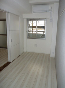 プラシード新町の寝室