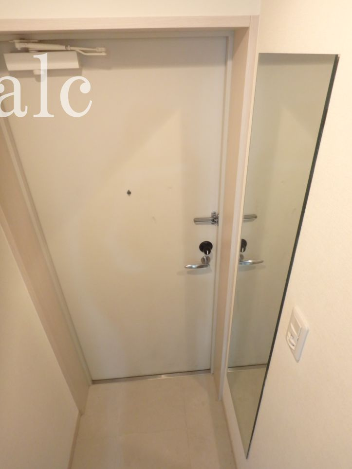 グランド・ガーラ新宿の玄関