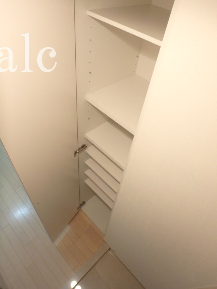 グランド・ガーラ新宿の収納