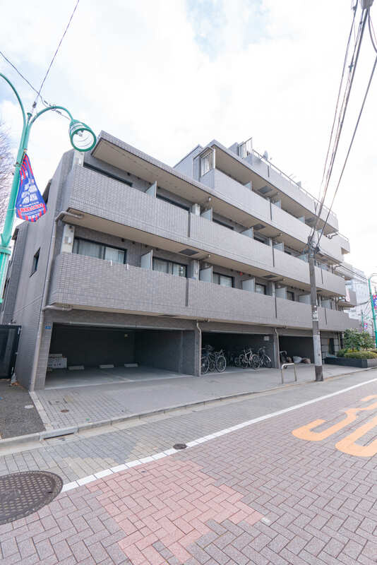 ルーブル笹塚弐番館の外観