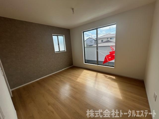 綾羅木本町5丁目新築一戸建（3号棟）の洋室