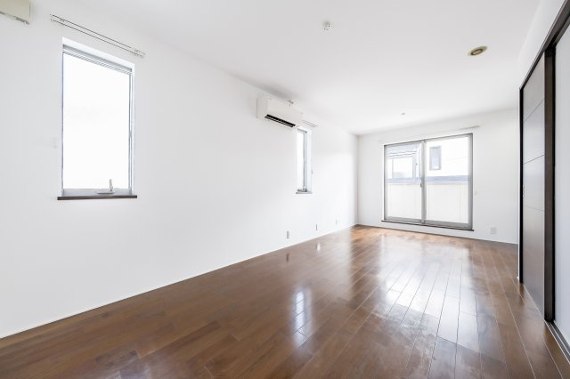 千種区光が丘二丁目戸建の洋室|2階洋室（約10.3帖）2階リビングとしても使用できます