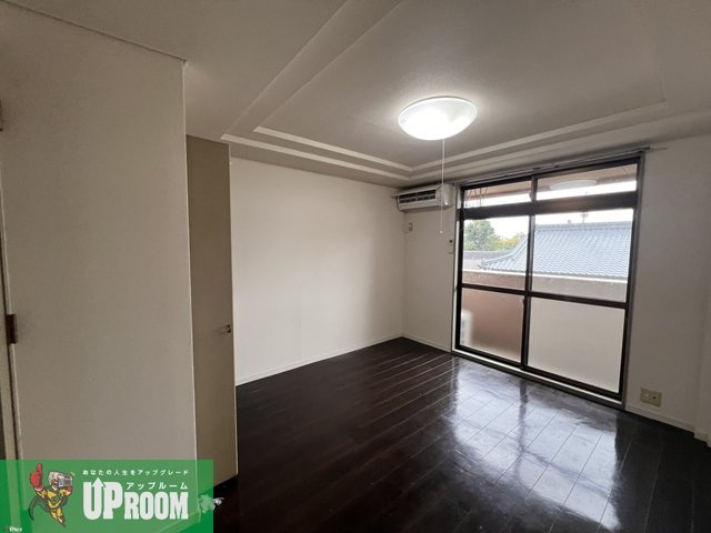 Elegant Residence HT(エレガントレジデンスHT)の居間・リビング