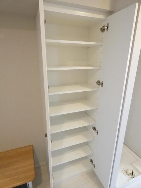 ＩＬ　ＭＥＺＺＯ　ＤＩ　ＴＯＫＹＯ，ＵＮＯの収納