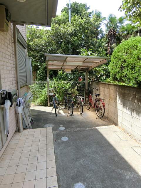 Ｍ＆Ａウェリナのその他共用部分|★屋根付き駐輪スペース★