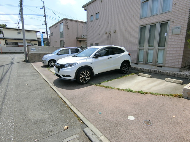 Ｍ＆Ａウェリナの駐車場|★敷地内駐車場有★