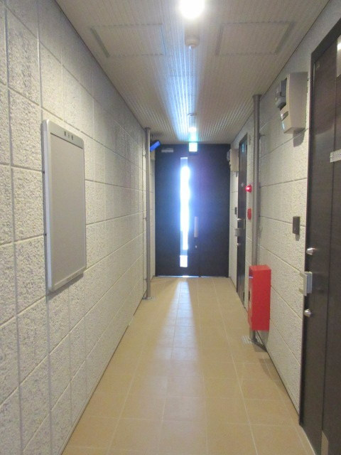 メゾンサンコウのロビー