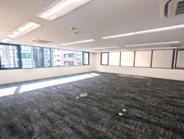 高橋ビルの内装