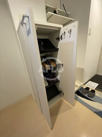 SERENiTE北浜の収納|SERENiTE北浜　シューズボックス