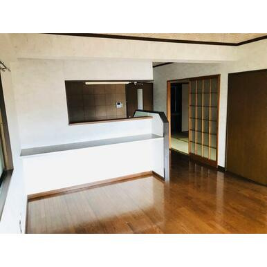 熊本市南区田迎３丁目の賃貸マンションの居間・リビング