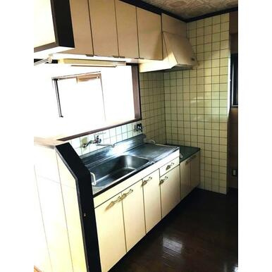 熊本市南区田迎３丁目の賃貸マンションのキッチン