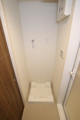 【設備】 | サワー・ドゥ萩原天神 | 室内洗濯機置場