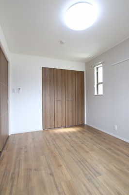 【洋室】 | サワー・ドゥ萩原天神