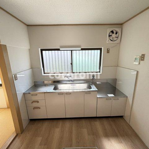 香里ケ丘戸建てのキッチン