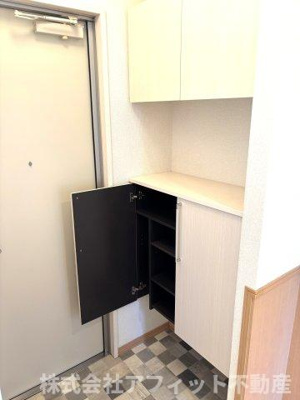 【玄関】 | ルベール曙 B棟 | シューズボックス