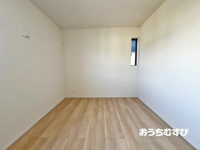 名東区神月町（全3棟）の洋室