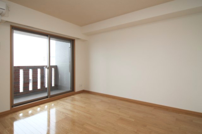 サヴォイテンジンスクワイヤー　4階の居間・リビング|別号室のものです。現状優先になります。