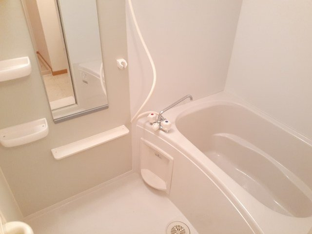 プレッソ　モルティの浴室