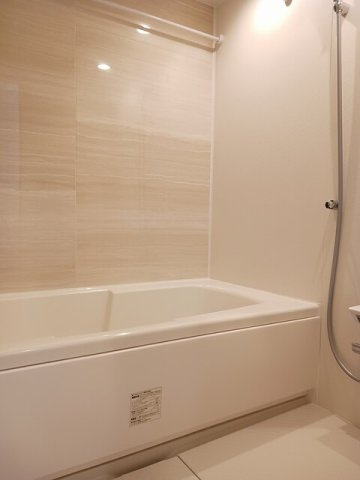 クルールＢの浴室