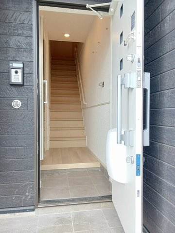 クルールＢの玄関