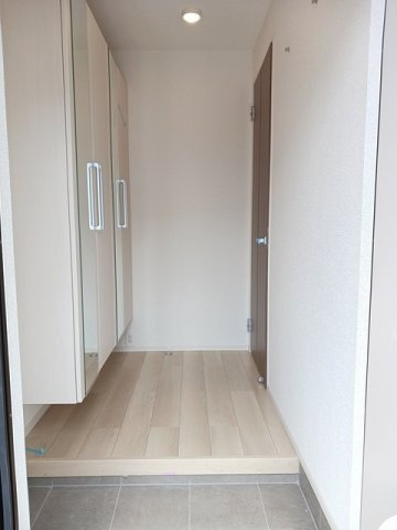 ジックス石原　Ｂの玄関