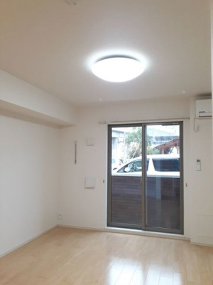 【居間・リビング】 | ソフィア御山Ⅱ