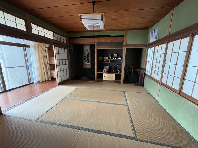 笠岡市笠岡　中古戸建の和室|1階　8畳