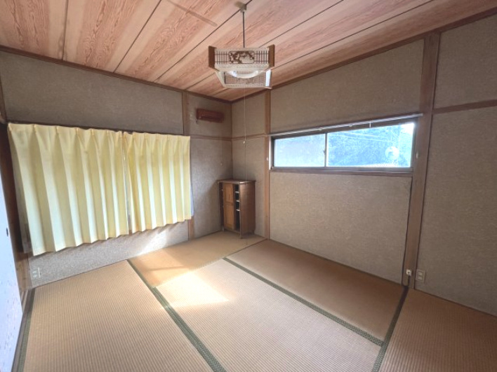 笠岡市笠岡　中古戸建の和室|2階　6畳