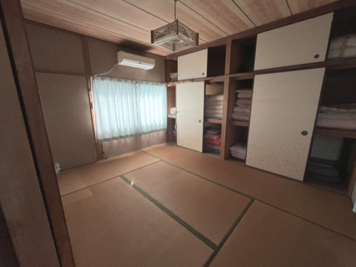 笠岡市笠岡　中古戸建の和室|2階　6畳