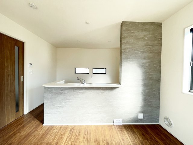 新築戸建・新築建売　大泉町寄木戸【長期優良住宅】西小・西中のキッチン