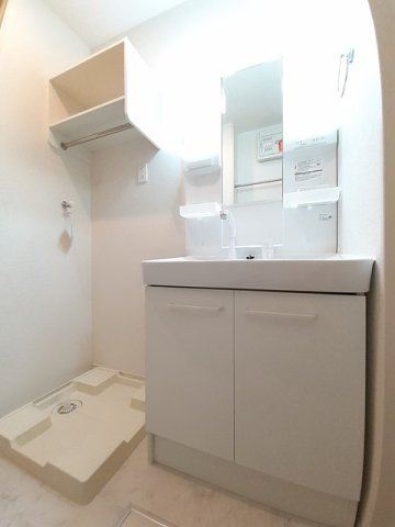 グッドライフ瀬戸Ａの洗面所