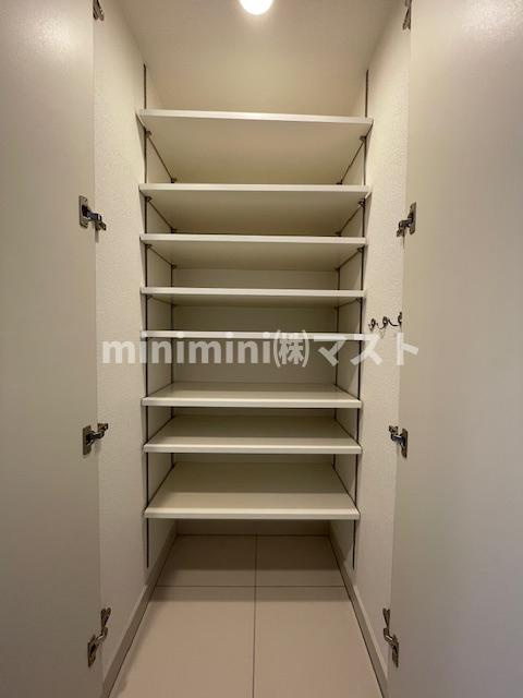 エステムコート難波Ｖブロードの収納