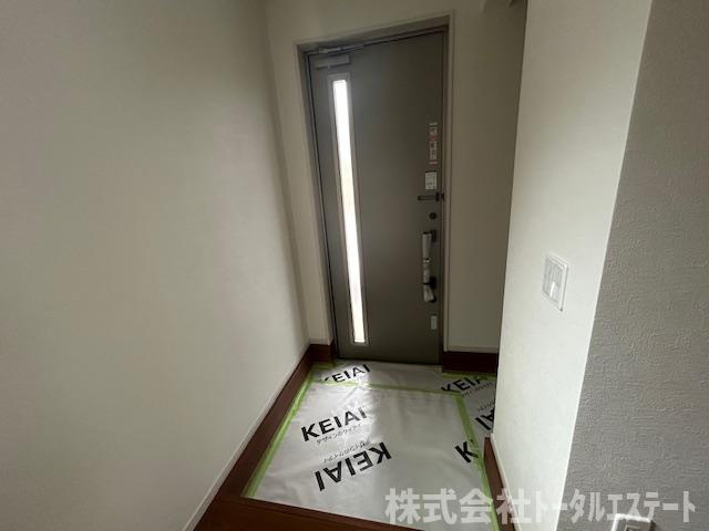 綾羅木本町5丁目新築一戸建（1号棟）の玄関
