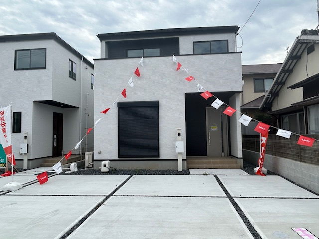 綾羅木本町5丁目新築一戸建（1号棟）