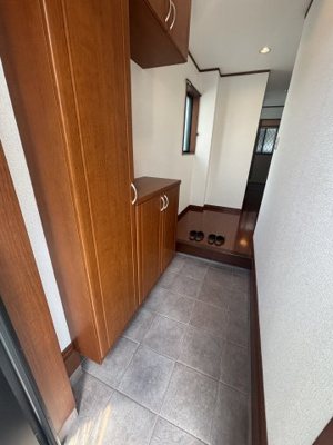 【玄関】 | 相川2丁目貸家