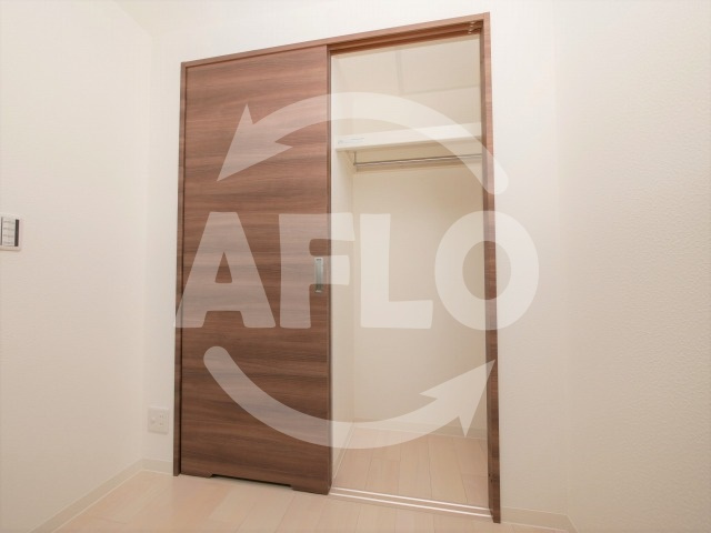 ラ・フォルム天満橋EASTの収納|ラ・フォルム天満橋EAST　クローゼット