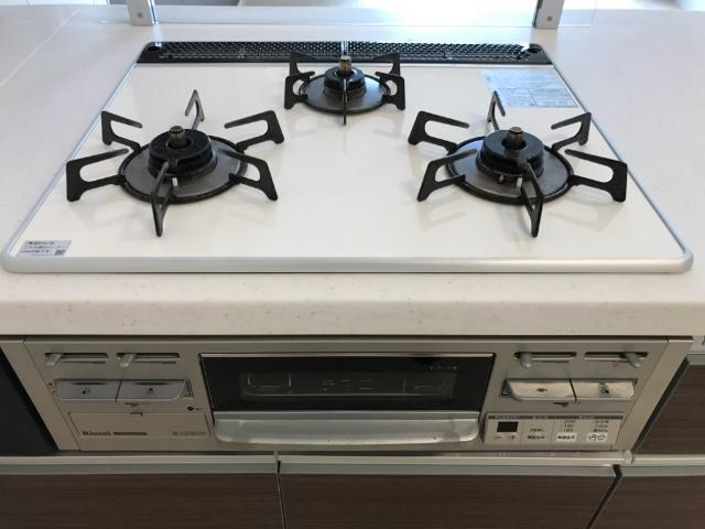 アンフルールのキッチン|キッチン