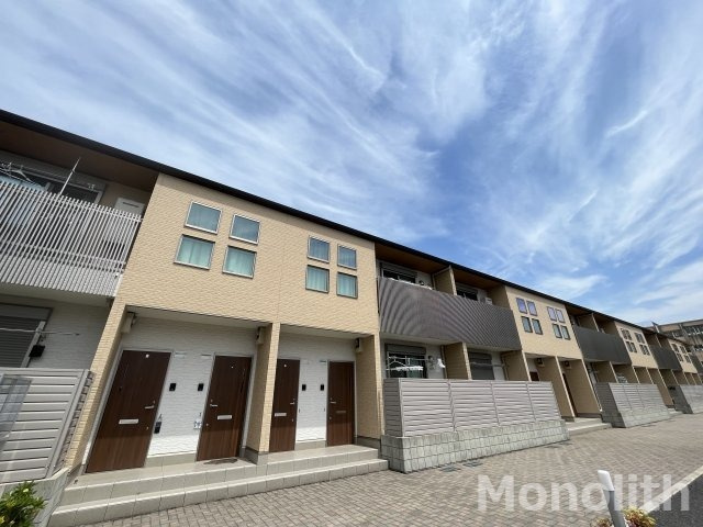 アベンシスの外観