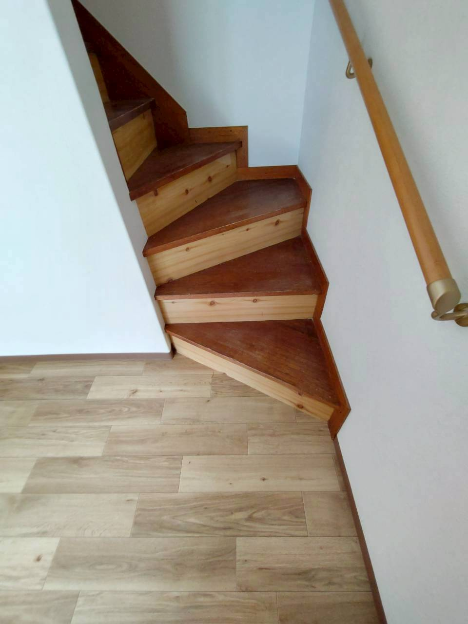 春採2丁目【100坪超え角地！】リフォーム済中古住宅の内装