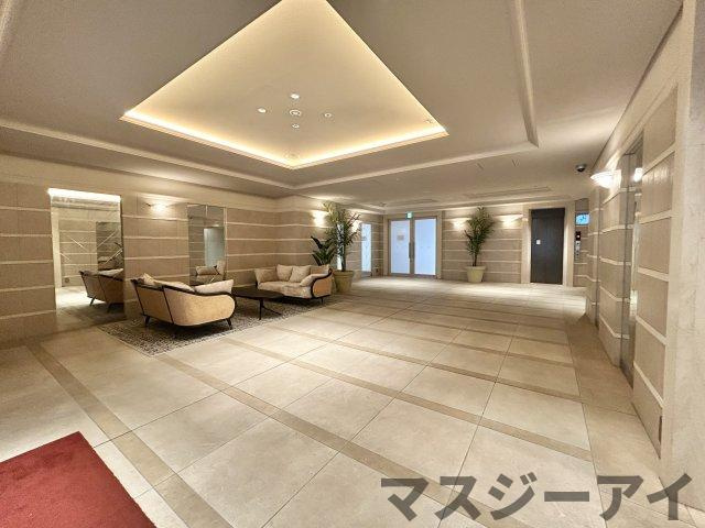 Dimus北浜のロビー