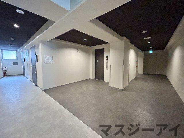 Dimus北浜のロビー