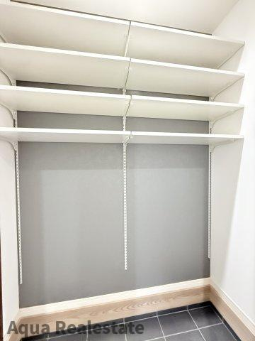 丸亀市土器町西４丁目の新築一戸建の収納